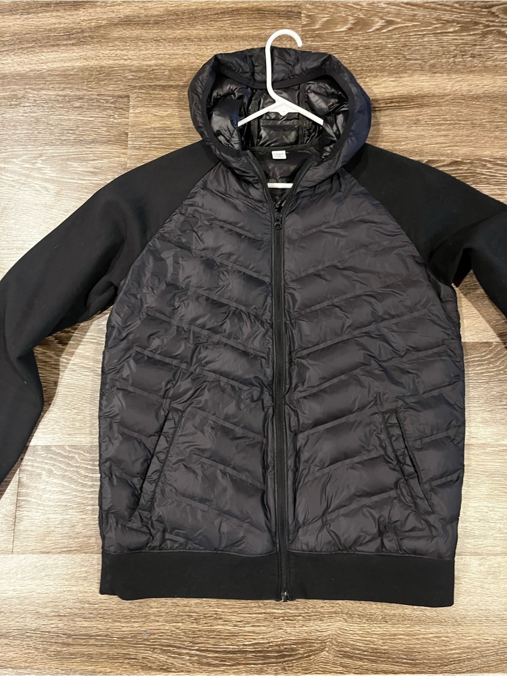 Old Navy Active Men's Black Quilted Hooded Puffer Jacket